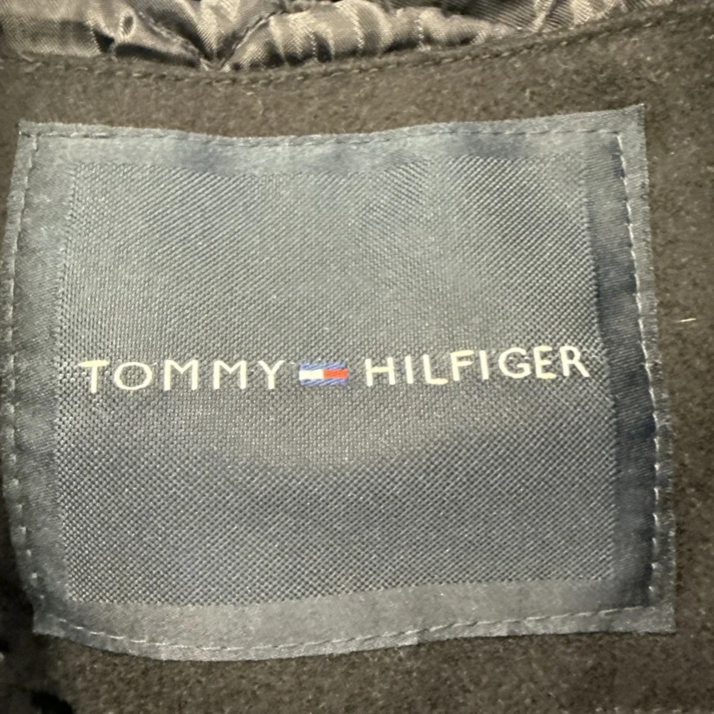 Tommy Hilfiger excellent see